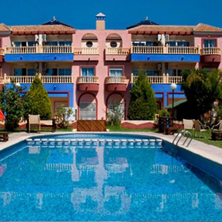 Apartamentos Marina Internacional Torrevieja Exterior foto