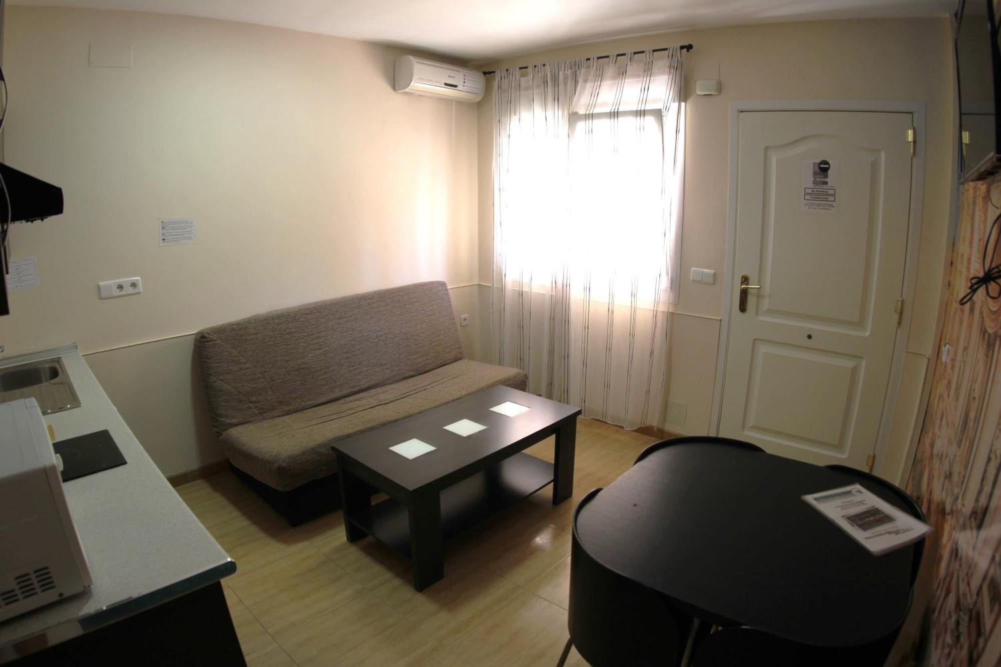 Apartamentos Marina Internacional Torrevieja Exterior foto